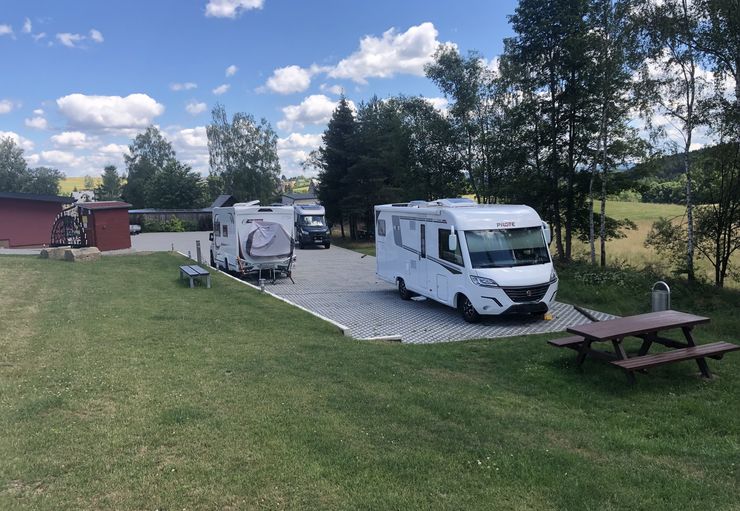 RV parking "Reithblick" in support green – promobil
